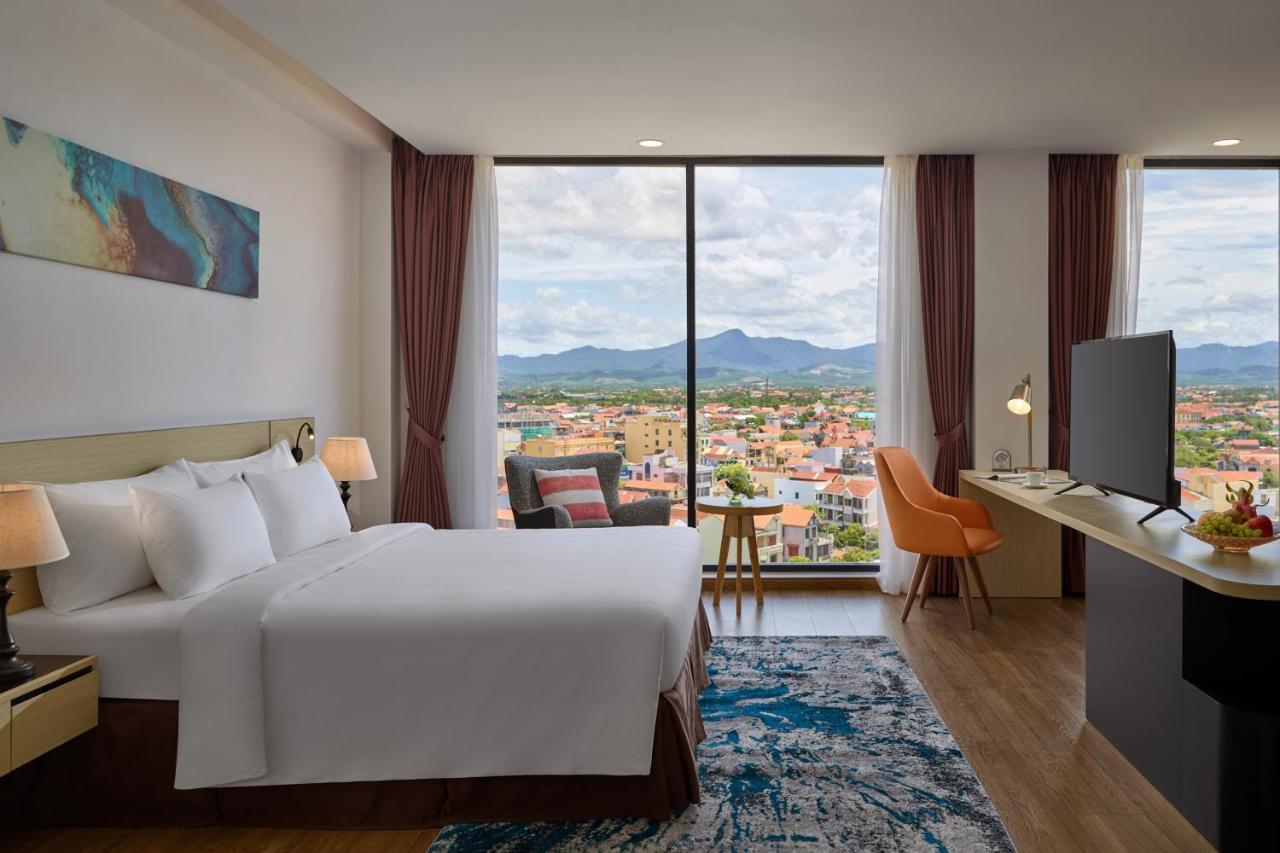 Khach San Sam Quang Binh Hotel Ðồng Hới Buitenkant foto