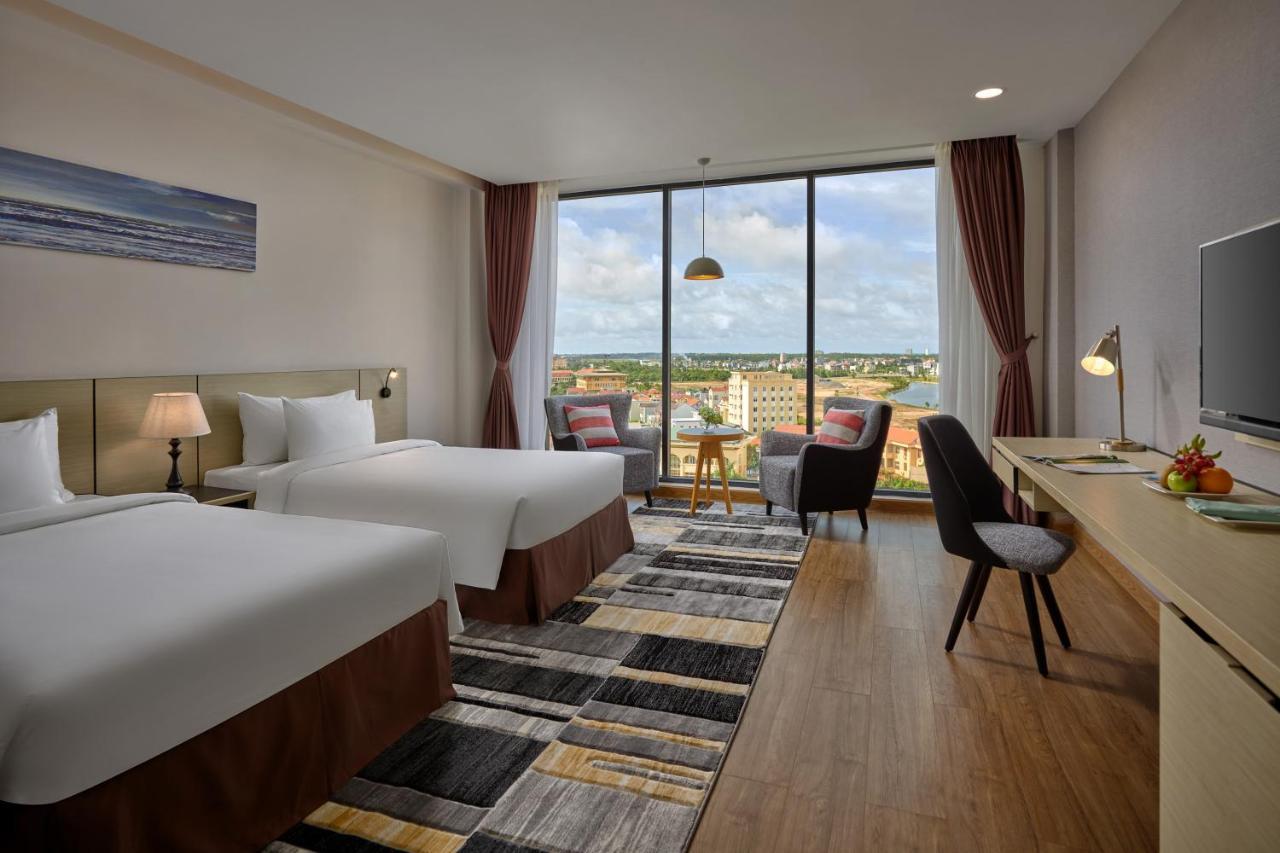 Khach San Sam Quang Binh Hotel Ðồng Hới Buitenkant foto