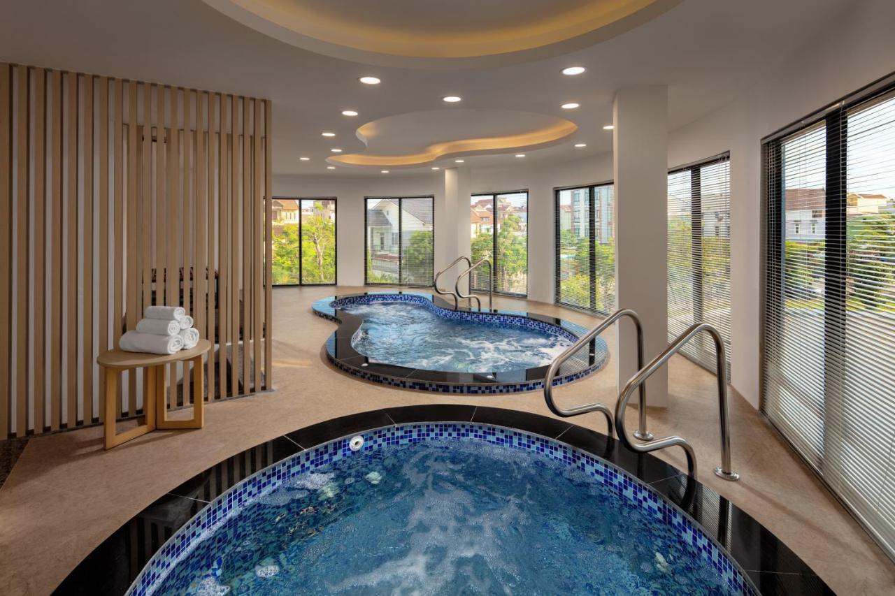 Khach San Sam Quang Binh Hotel Ðồng Hới Buitenkant foto